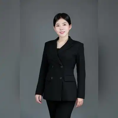周雨彤